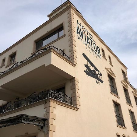 Hotel Aviator Boutique Otopeni Luaran gambar