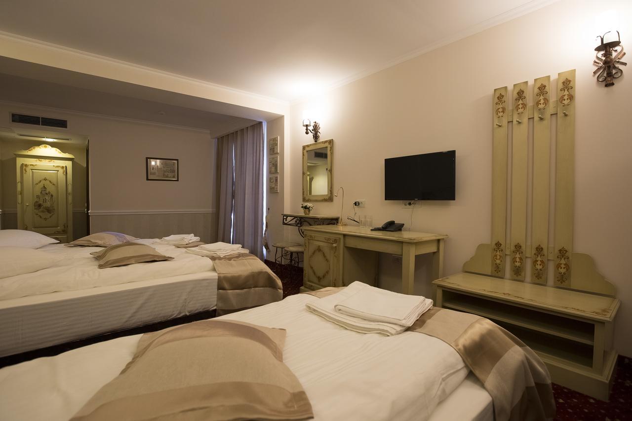 Hotel Aviator Boutique Otopeni Luaran gambar