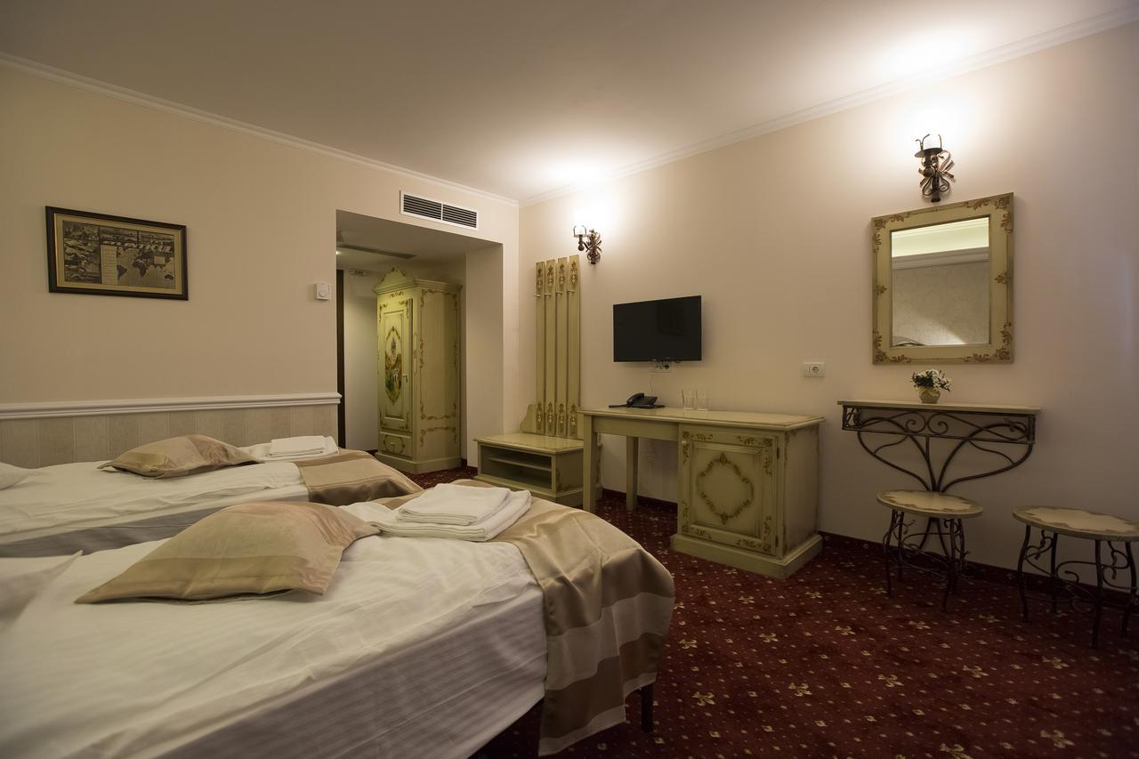 Hotel Aviator Boutique Otopeni Luaran gambar