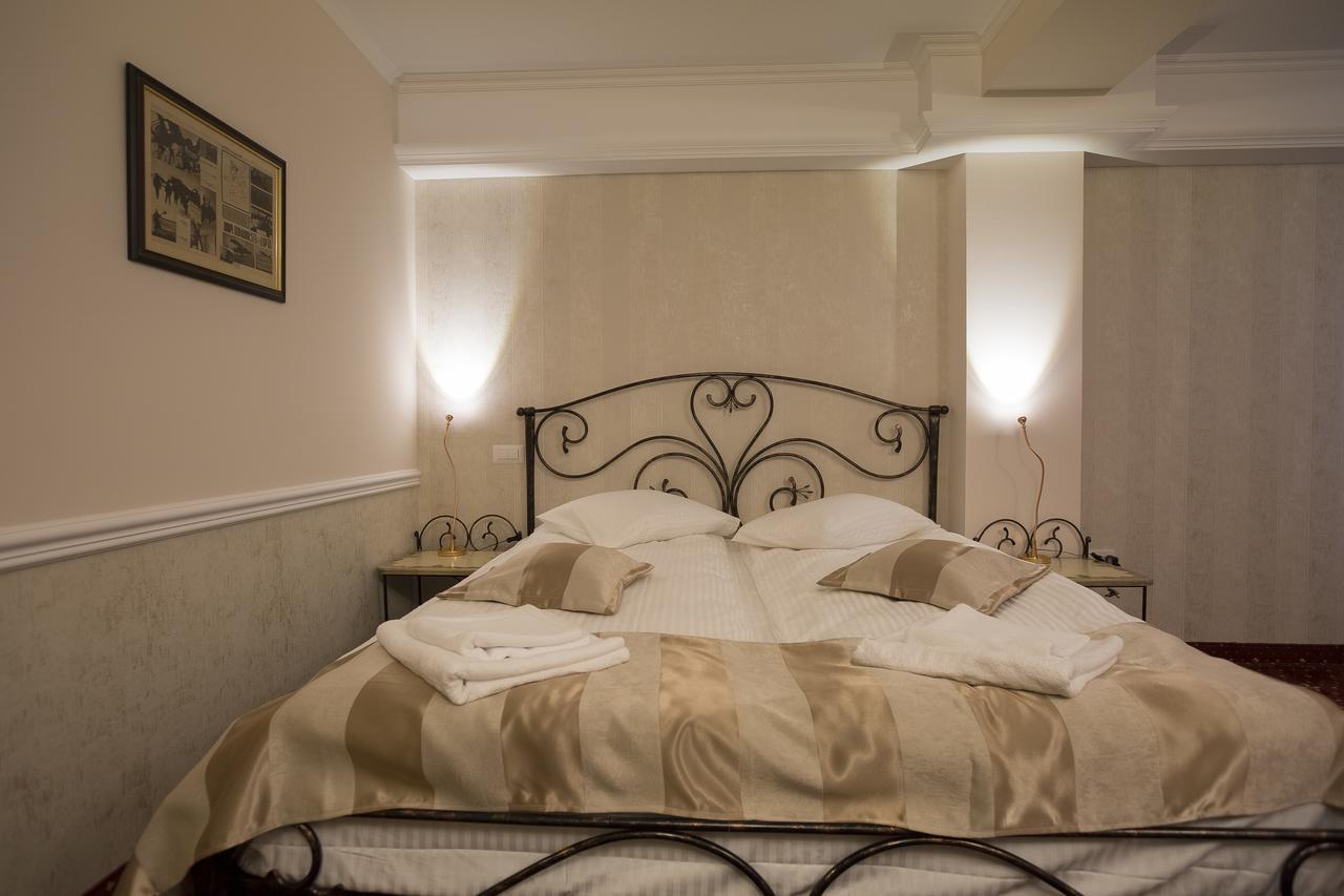 Hotel Aviator Boutique Otopeni Luaran gambar
