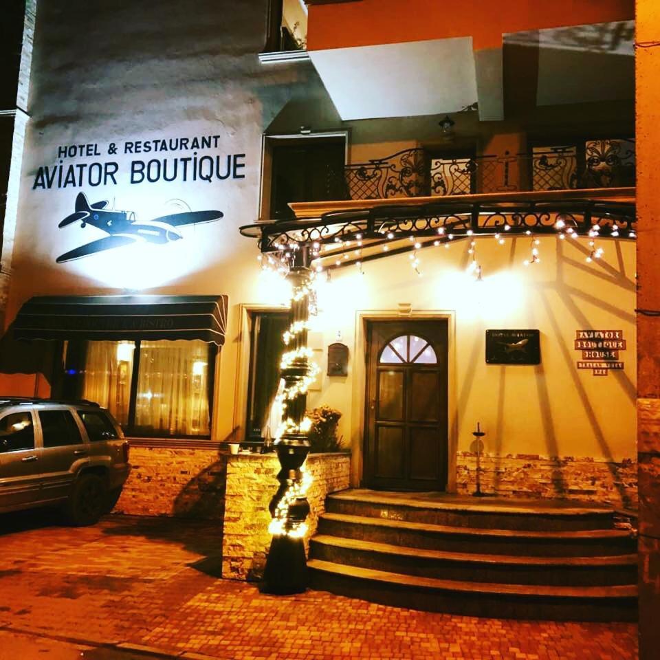 Hotel Aviator Boutique Otopeni Luaran gambar